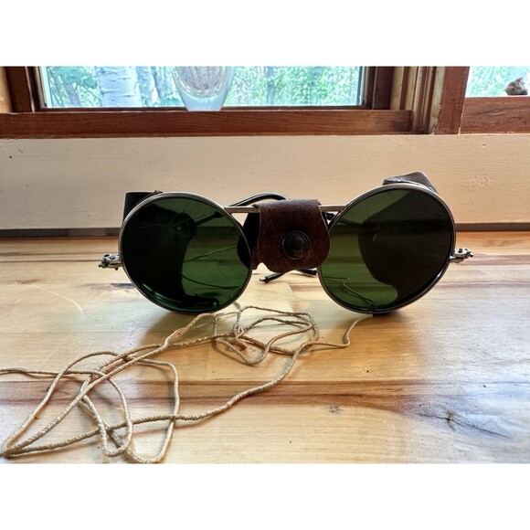 Vintage 1970s Great Pacific Iron Works (Patagonia) Mountain Climbing Spectacles - Picture 1 of 5